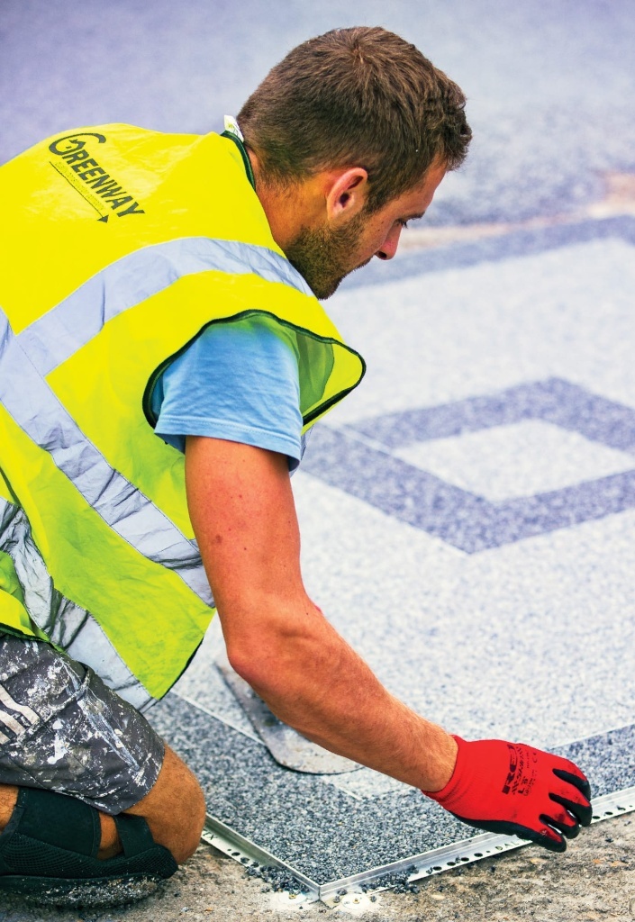 Modern Geometric Resin Driveway - Driveways / Resin Bound - Gallery 5